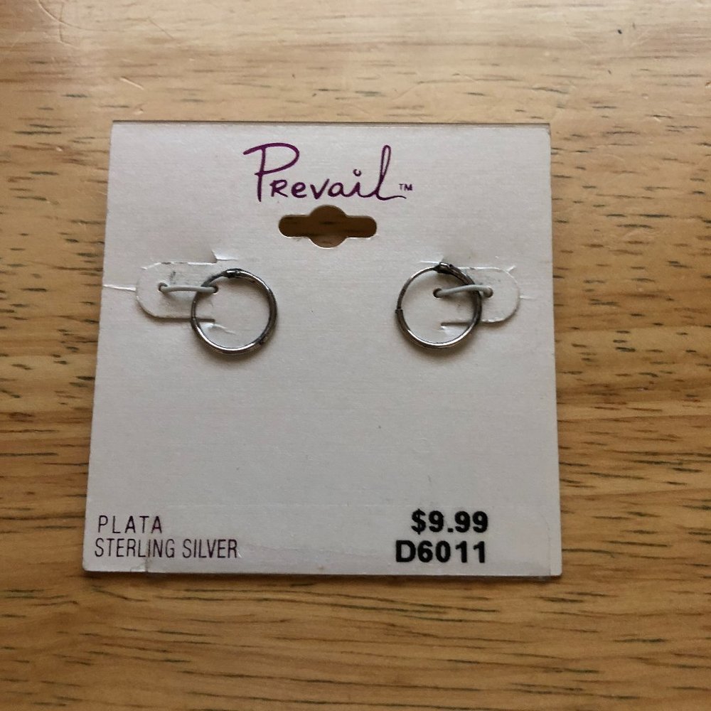 NWT WOMENS PREVAIL STERLING SILVER MINI HOOP EARRINGS